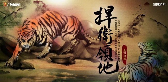 同款服装，同款发型，同款动作表情，小三贵和大三贵、小婷婷和大婷婷，等比例放大，简直一模一样